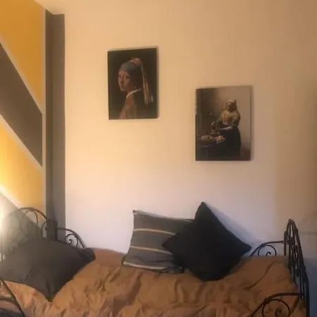 La Maison De P I M P I N *