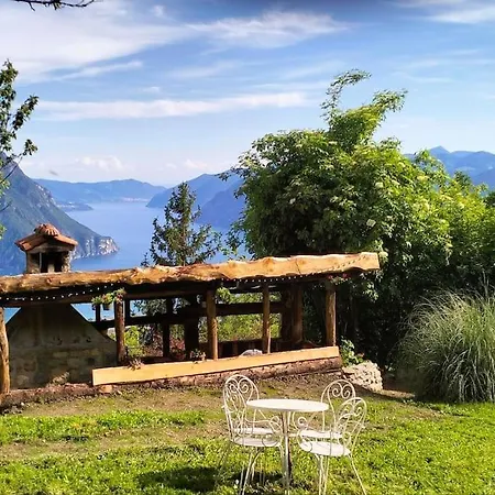 La Maison De P I M P I N Lejlighed Costa Volpino