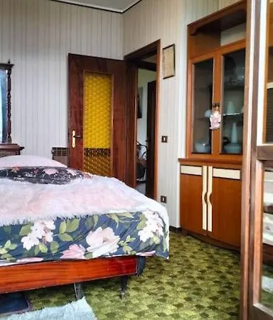 Apartman La Maison De P I M P I N Costa Volpino